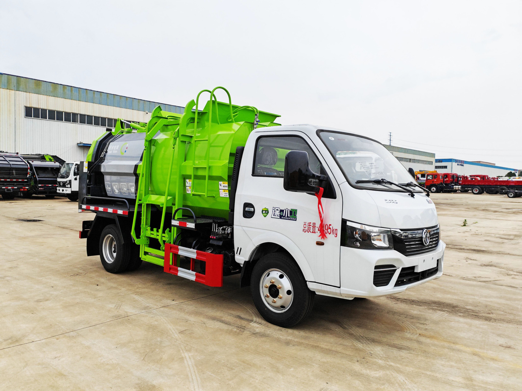 东风途逸途小卫压缩餐厨垃圾车 — 绿色环保,引领城市清洁新潮流 简介